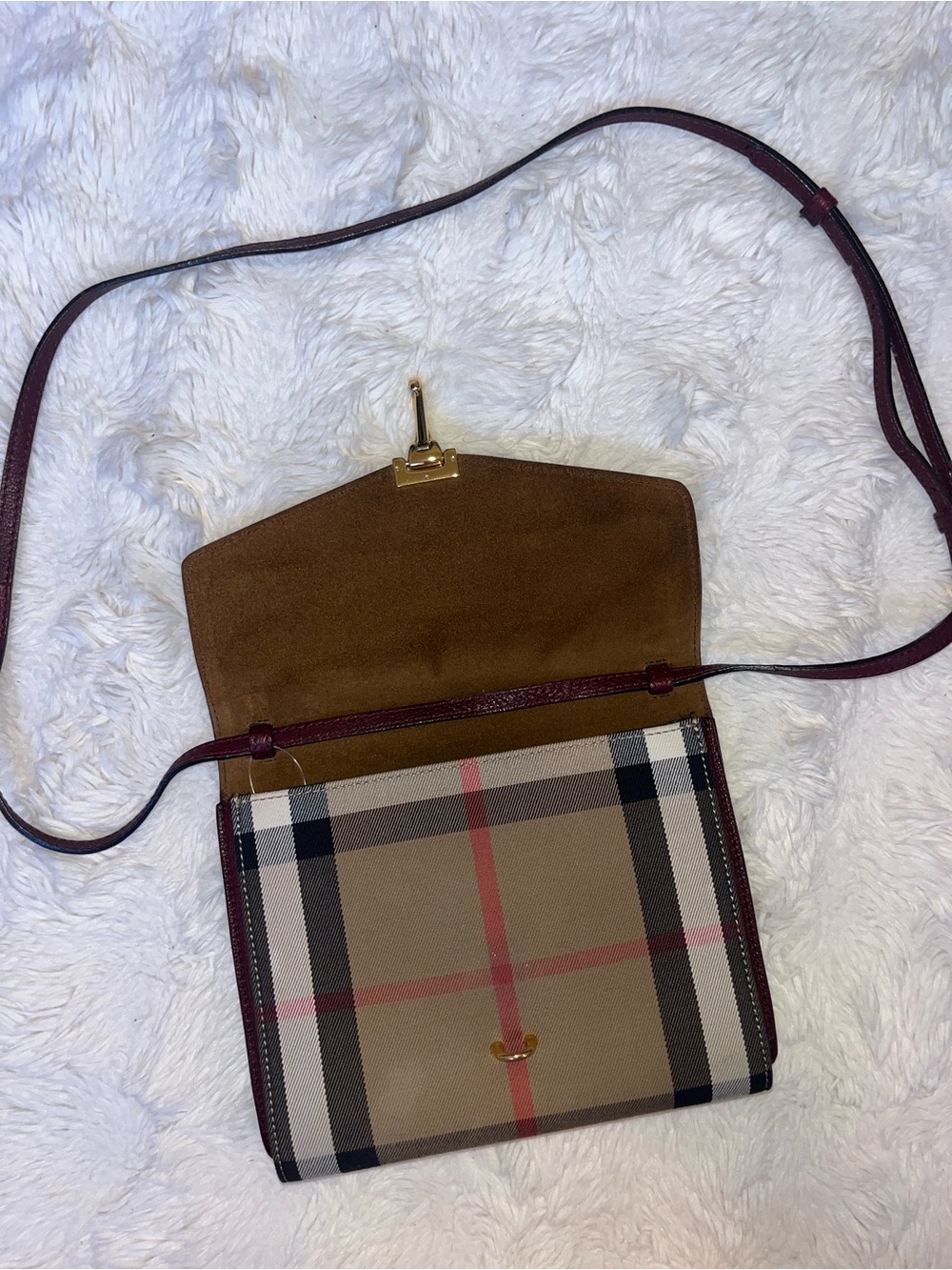 ✨ VINTAGE Burberry Check & Plum Burgundy Leather Crossbody Bag EUC